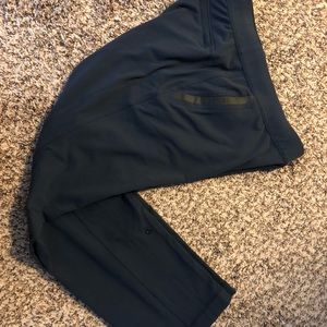 Authentic lululemon men’s athletic trainers